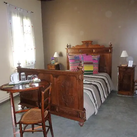 La Cle Des Chants Holiday home *