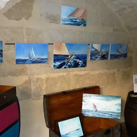 La Cle Des Chants Holiday home *